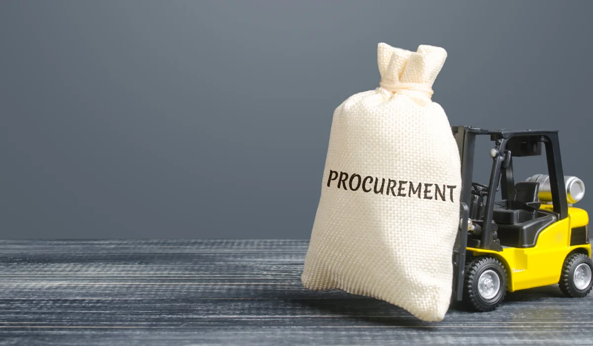 Integrating Procurement and Purchasing Strategies